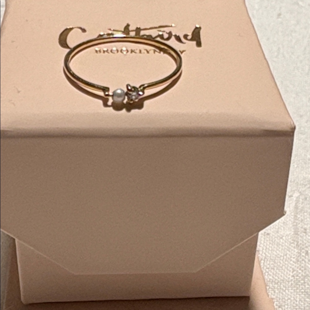 Catbird Dewdrop Ring - Picture 3 of 15